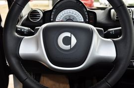 2011款smart fortwo 1.0MHD硬顶激情版