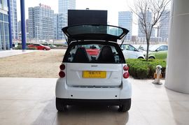 2011款smart fortwo 1.0MHD硬顶标准版