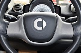 2011款smart fortwo 1.0MHD硬顶标准版