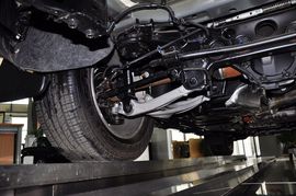 2011款Jeep吉普大切诺基 3.6L豪华导航版