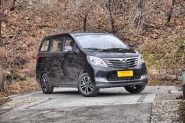 2017款长安睿行S50 1.5L手动旗舰型