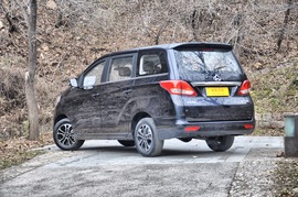 2017款长安睿行S50 1.5L手动旗舰型