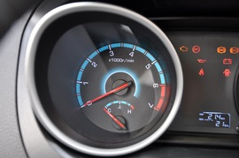 2017款长安睿行S50 1.5L手动旗舰型