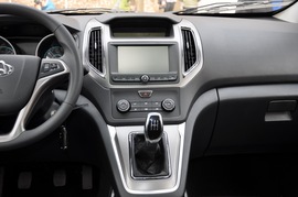 2017款长安睿行S50 1.5L手动旗舰型