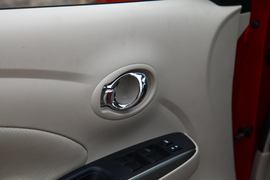 2011款东风日产新阳光大理试驾