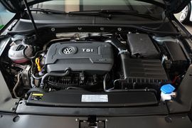 2017款大众迈腾 330TSI DSG豪华型
