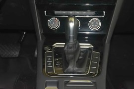 2017款大众迈腾 330TSI DSG豪华型