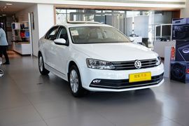 2017款大众速腾1.6L手动舒适型
