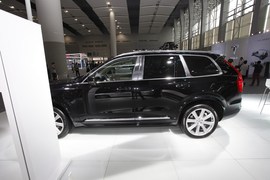 沃尔沃XC90混动广州车展实拍