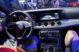 奔驰E300 Sport广州车展实拍