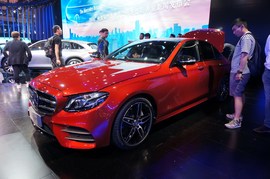 奔驰E300 Sport广州车展实拍