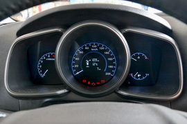 2016款长安CX70 1.6L手动豪华型