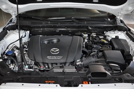 2017款马自达6 阿特兹 2.0L 蓝天豪华版