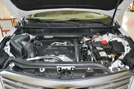 2016款卡迪拉克XT5 28T四驱铂金版