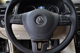2012款上海大众全新帕萨特2.0TSI DSG至尊版