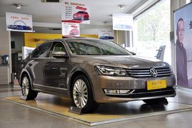 2012款上海大众全新帕萨特2.0TSI DSG至尊版
