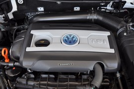 2011款一汽大众CC 1.8TSI尊贵型五座版