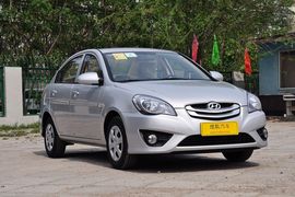 2011款雅绅特1.4GL 手动舒适型到店实拍