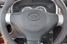 2011款一汽森雅S80 1.3L手动舒适型7座