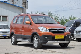 2011款一汽森雅S80 1.3L手动舒适型7座