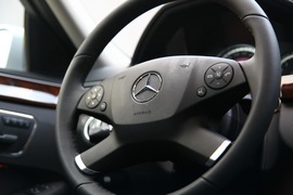 北京奔驰E200L CGI优雅型试驾实拍