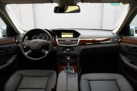 北京奔驰E200L CGI优雅型试驾实拍