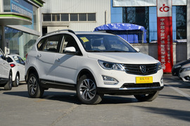 2016款宝骏560 1.8L AMT智能手动豪华型