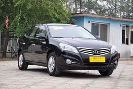 2011款北京现代新悦动 1.6L手动豪华型