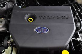 2011款奔腾B70 2.0L AT智领型