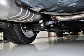 2011款奔腾B70 2.0L AT智领型