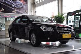 2011款奔腾B70 2.0L AT智领型