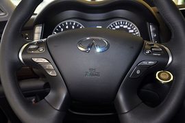 2011款英菲尼迪M37 奢华版