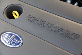 2011款奔腾B70 2.0AT 豪华型