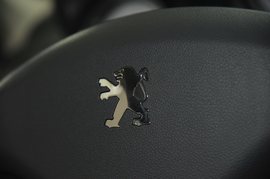 2010款标致408 1.6L手动舒适版