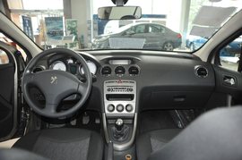 2010款标致408 1.6L手动舒适版