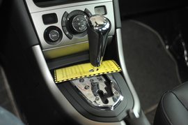 2010款东风标致408 2.0L手自一体豪华版