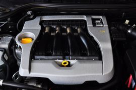 2011款雷诺纬度 2.0L豪华导航版