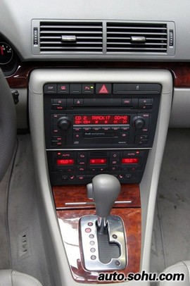 奥迪A4 3.0 Quattro试驾