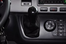 2010款金杯大海狮 2.4L商务豪华型