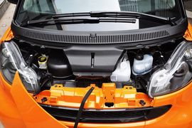 2011款smart fortwo 1.0T敞篷燃橙版