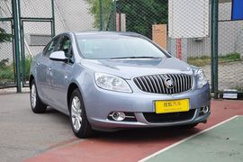 2011款别克英朗GT 1.8L自动时尚型真皮款