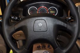 2011款风行菱智 2.0L标准版7座