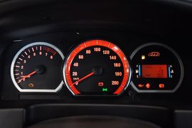 2011款风行菱智 2.0L标准版7座