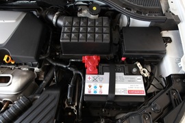 2010款荣威350 1.5L手动讯智版到店实拍