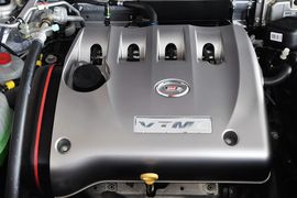 2011款广汽传祺 2.0L自动精英版