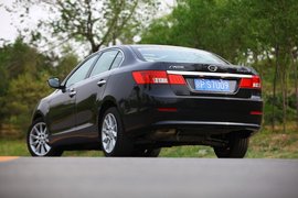 2011款广汽传祺2.0AT试驾