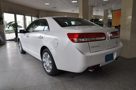 2010款林肯MKZ实拍
