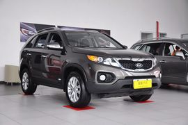 2010款起亚索兰托 2.4L手自一体舒适型