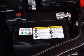 2011款起亚速迈 2.0L AT运动版