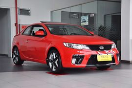 2011款起亚速迈 2.0L AT运动版